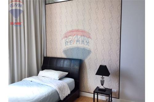 Dusit Condo single house for sale for rent secondhand